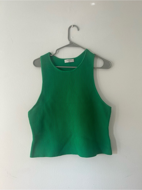 Aritzia Tops - Babaton Green Sculpt Ribbed Cropped Tank 2XL